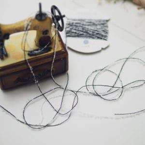 ito11 ループヤーン 白＆黒