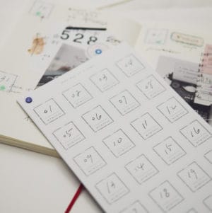 s-12 手書きの日付シール